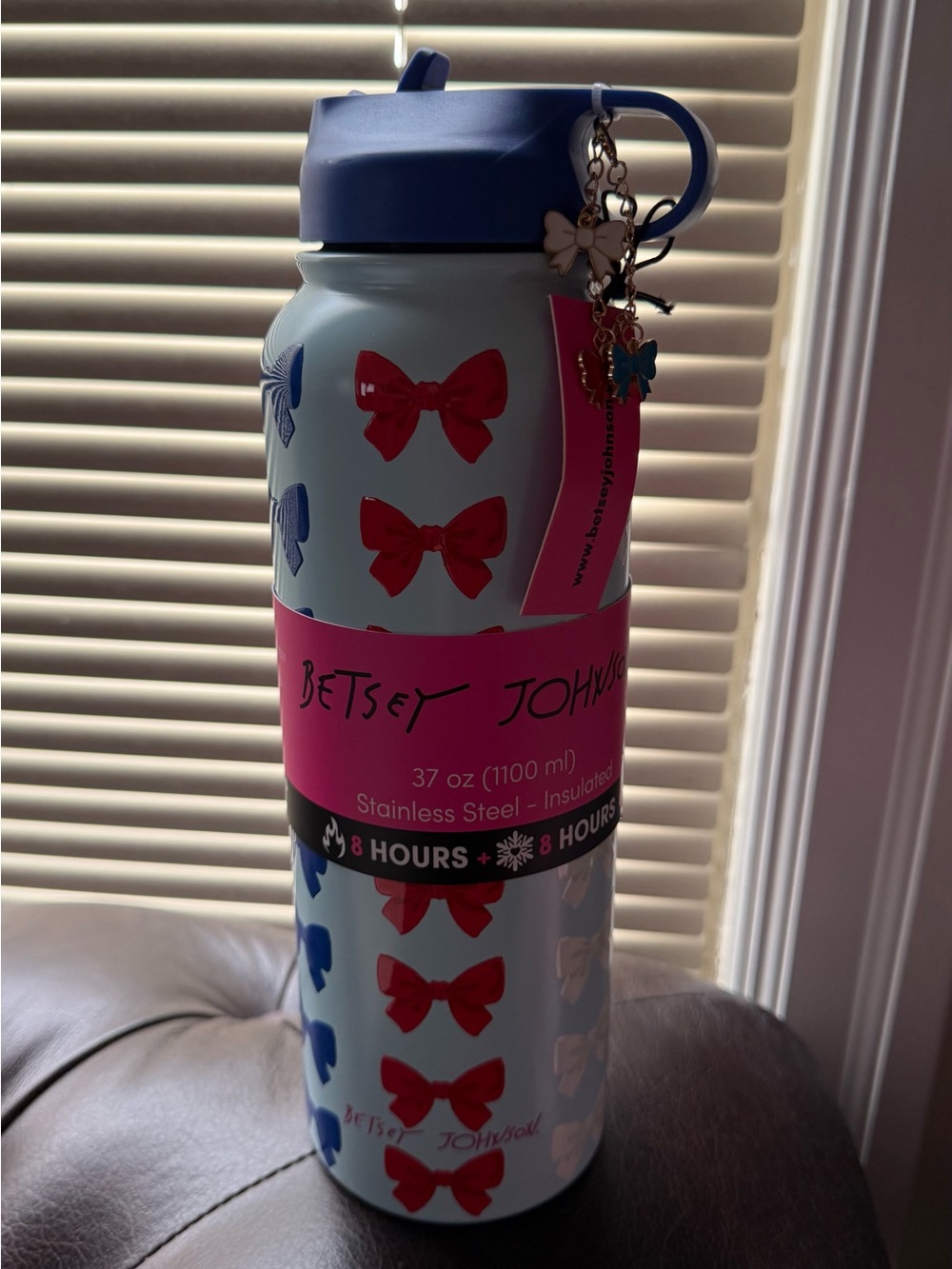 Betsey Johnson NEW Patriotic Water Bottle with Red and Blue Bows